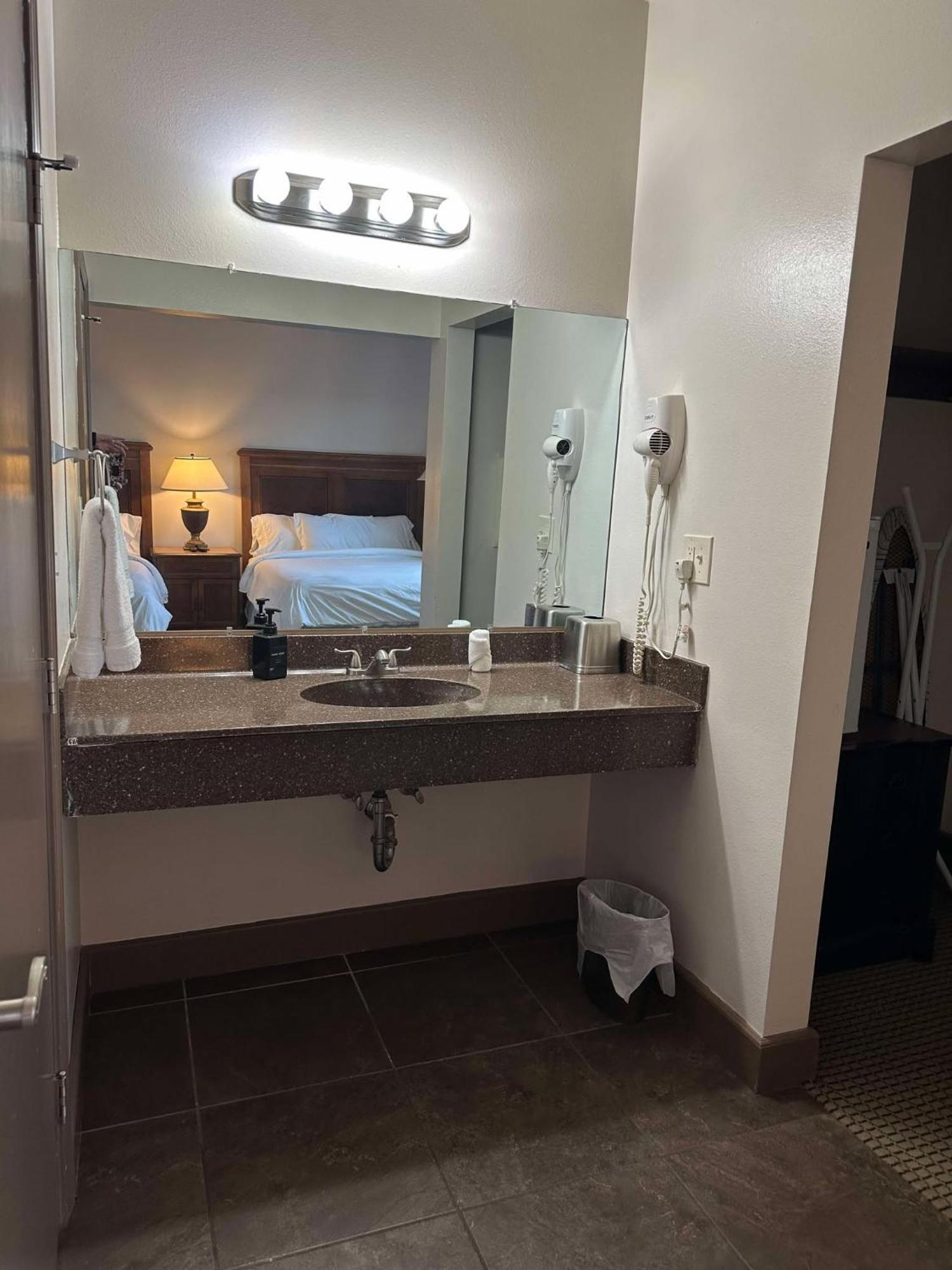The Alcalde Hotel Gonzales 외부 사진